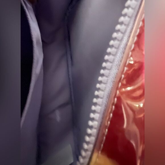 No Boundaries Crossbody Multi color bag - Picture 5 of 7